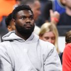 他在场上的 他在场上的